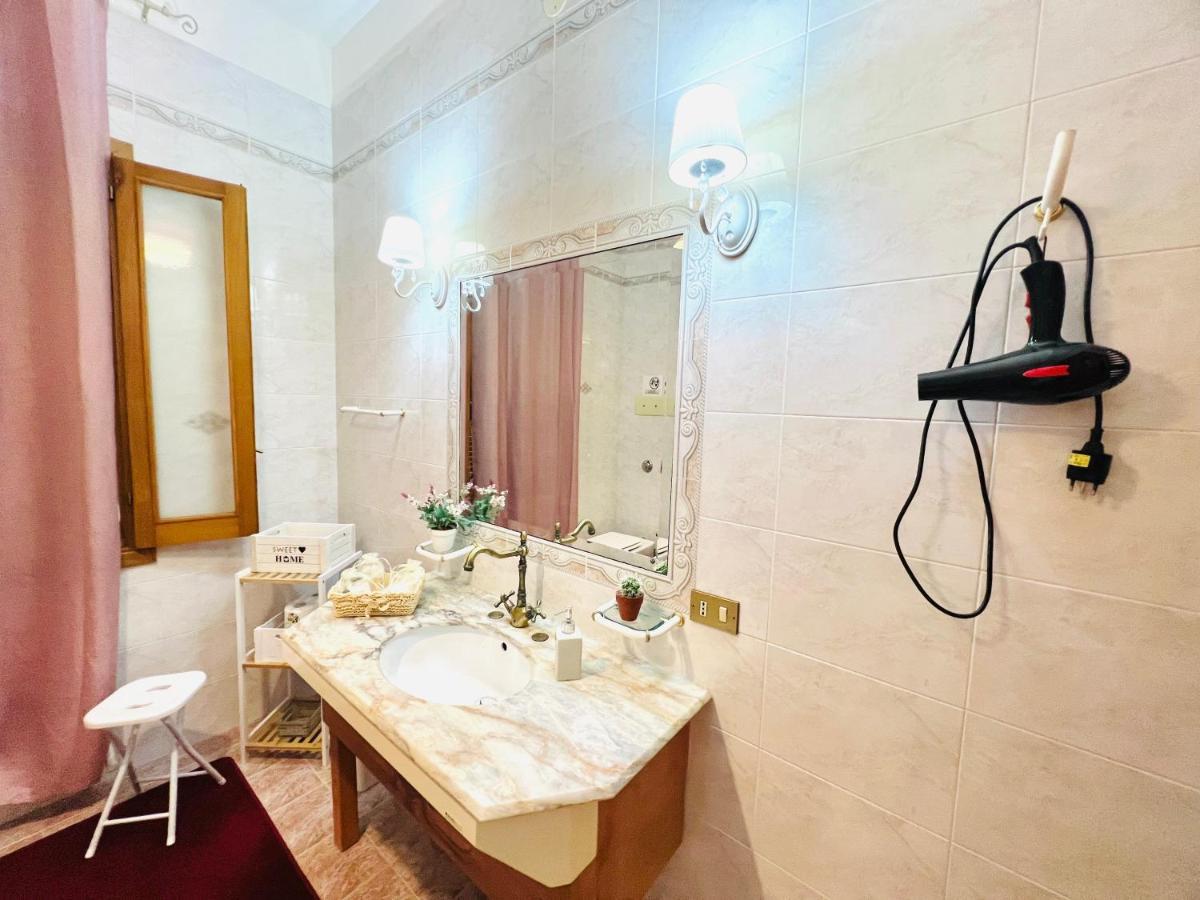 Regina Elena Bed & Breakfast Cinisi Bagian luar foto