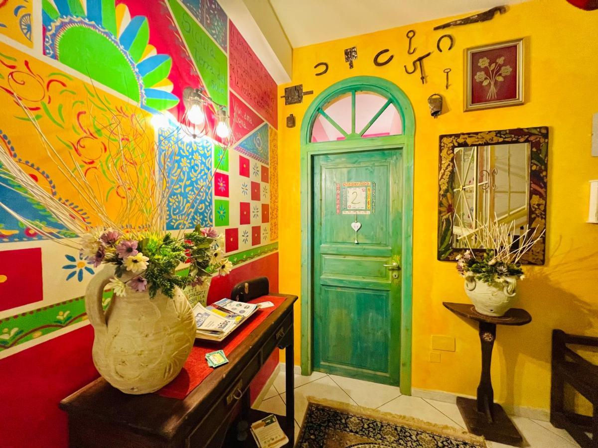 Regina Elena Bed & Breakfast Cinisi Bagian luar foto