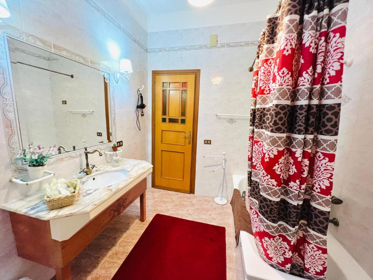 Regina Elena Bed & Breakfast Cinisi Bagian luar foto